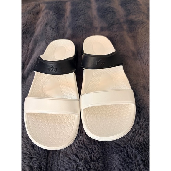 Spenco Shoes - Spenco Slides Size 7 White Black Orthotic Comfort Sandals Athleisure